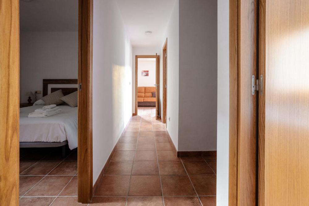 Hostal Antiguo Hospital Linares de Mora ภายนอก รูปภาพ