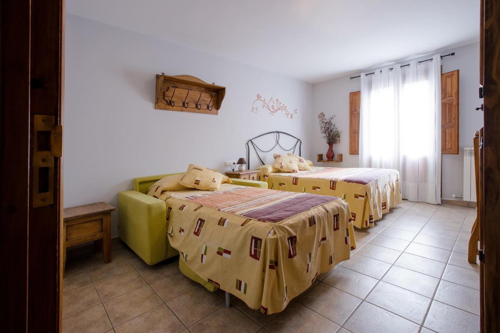 Hostal Antiguo Hospital Linares de Mora ภายนอก รูปภาพ