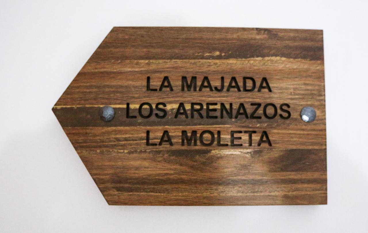 Hostal Antiguo Hospital Linares de Mora ภายนอก รูปภาพ